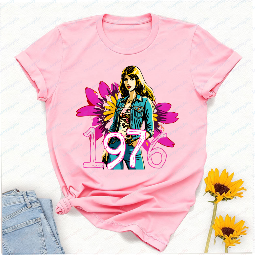 1976 Retro Groovy Girl T-Shirt - Women'S Fashion Of The 70S 리뷰 및 가격