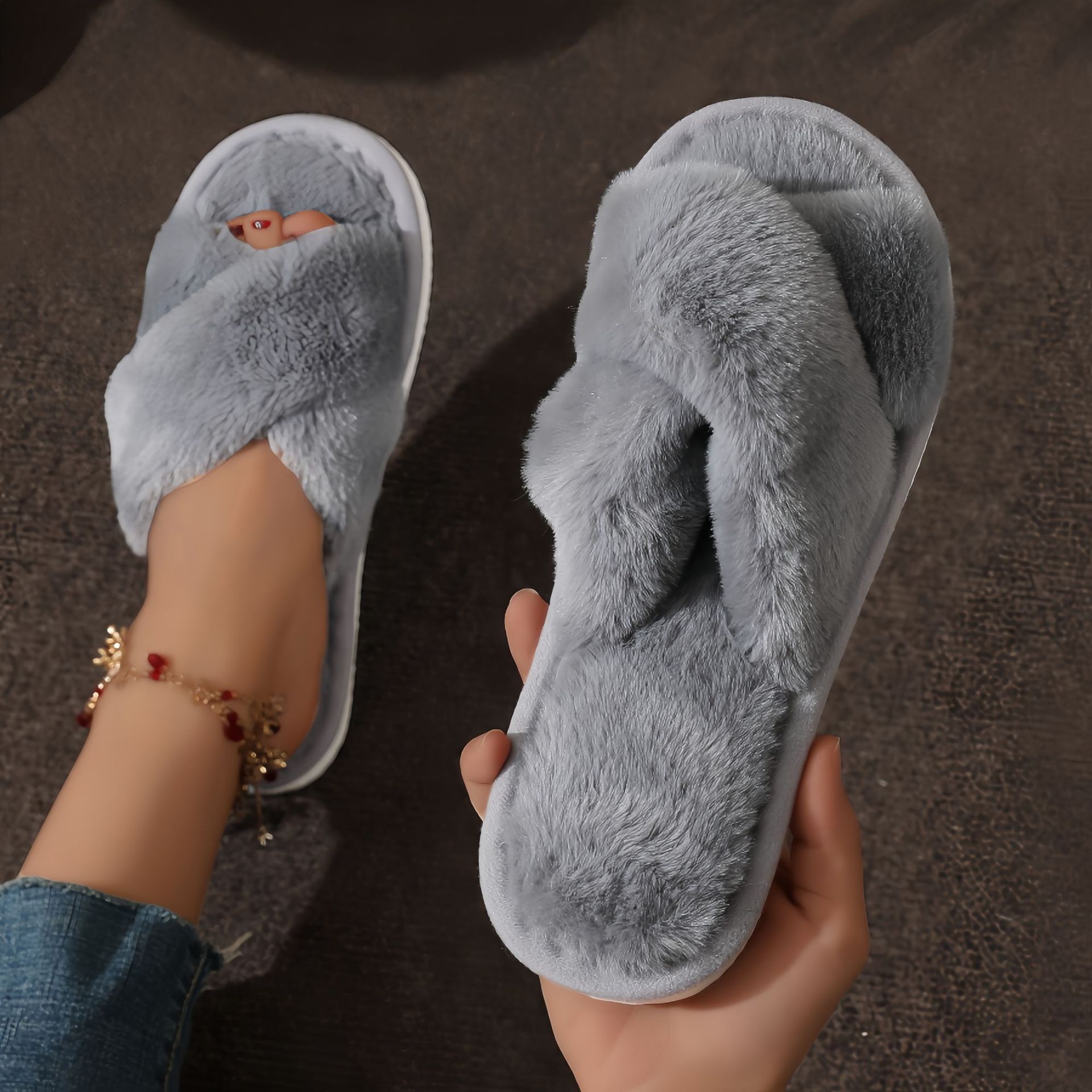 Home Fuzzy Cross Slipper Women - Women'S Fashion Winter 2025 리뷰 및 가격