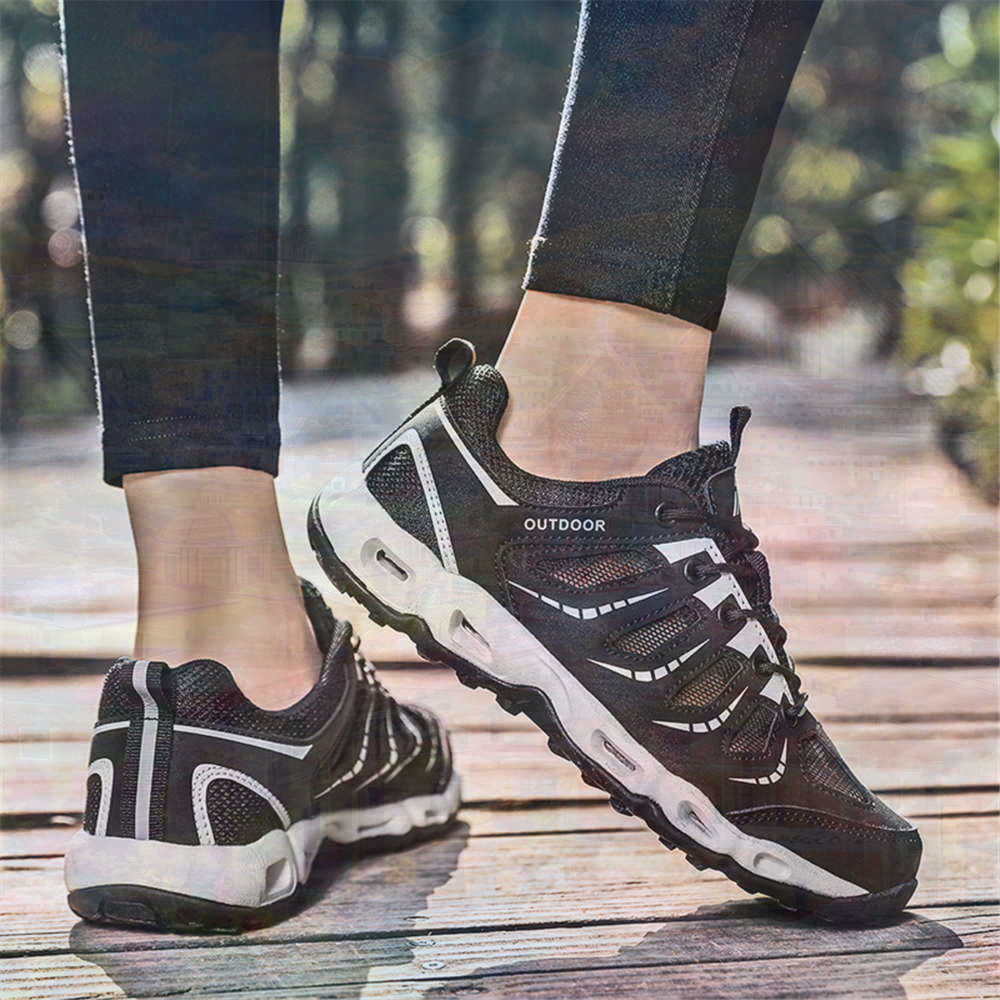 Sumer Round Tip Silver Sneaker - Women Fashion Uk 리뷰 및 가격